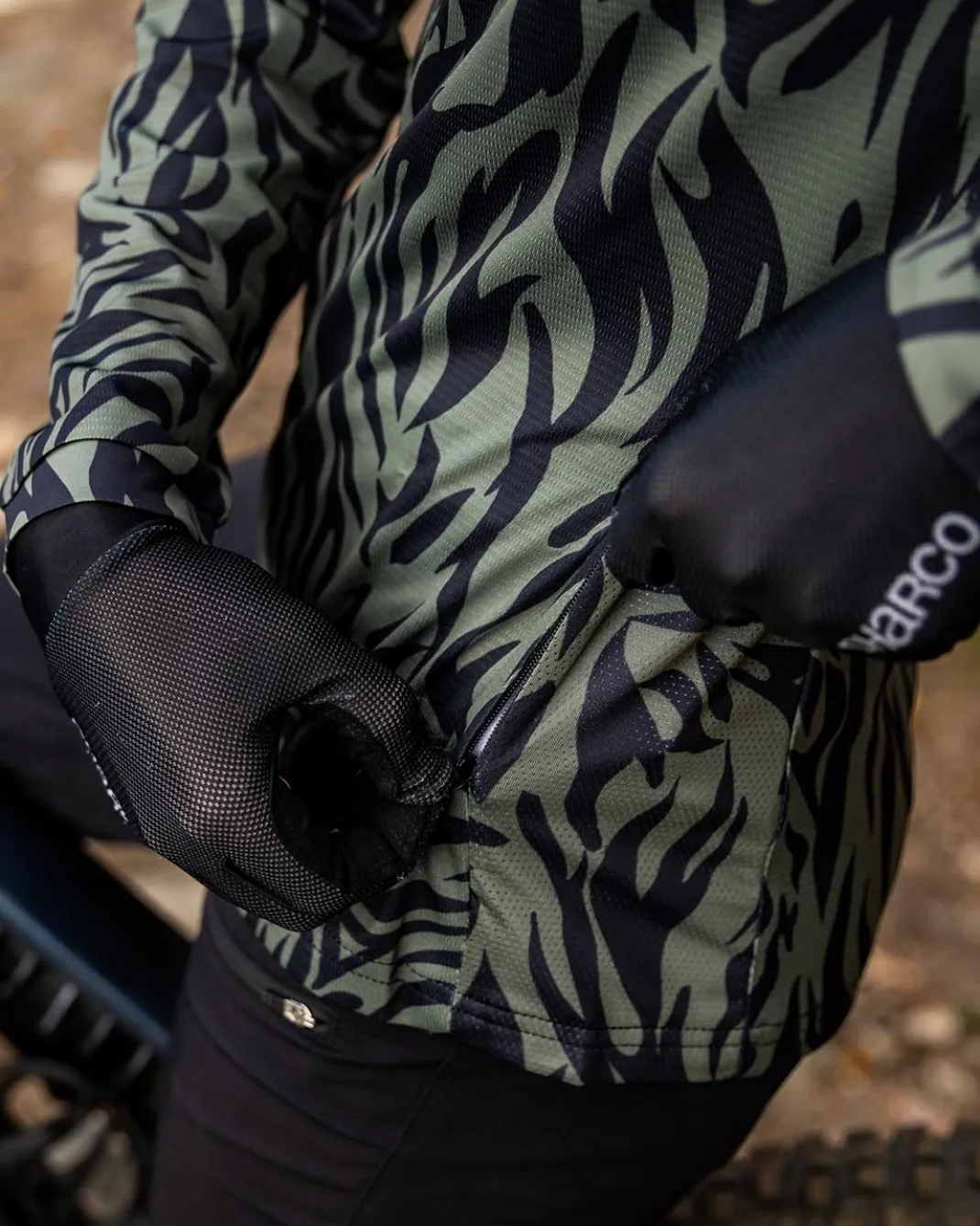 Womens Gravity Jersey | Cypress