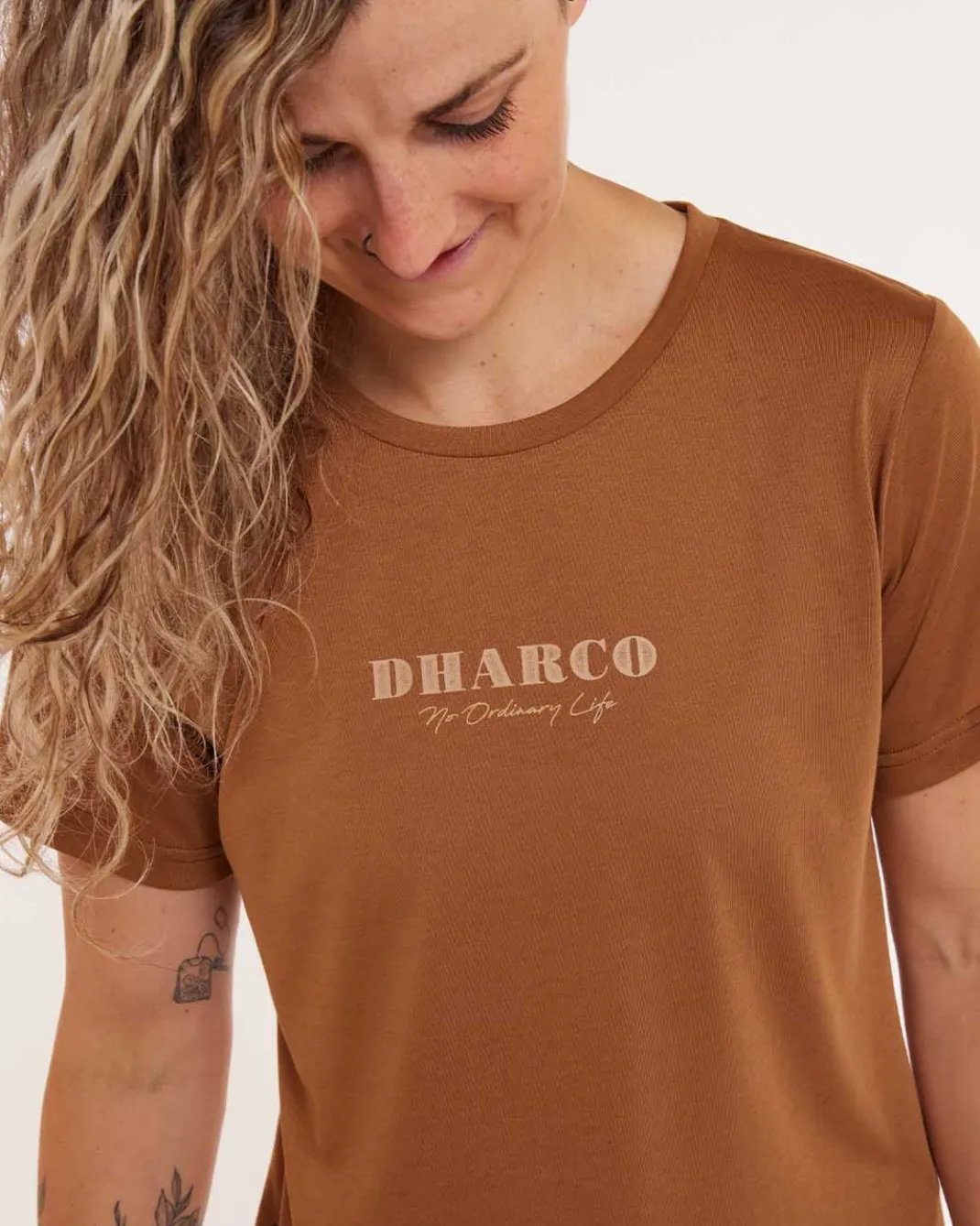Womens Short Sleeve Tech Tee | Caramel