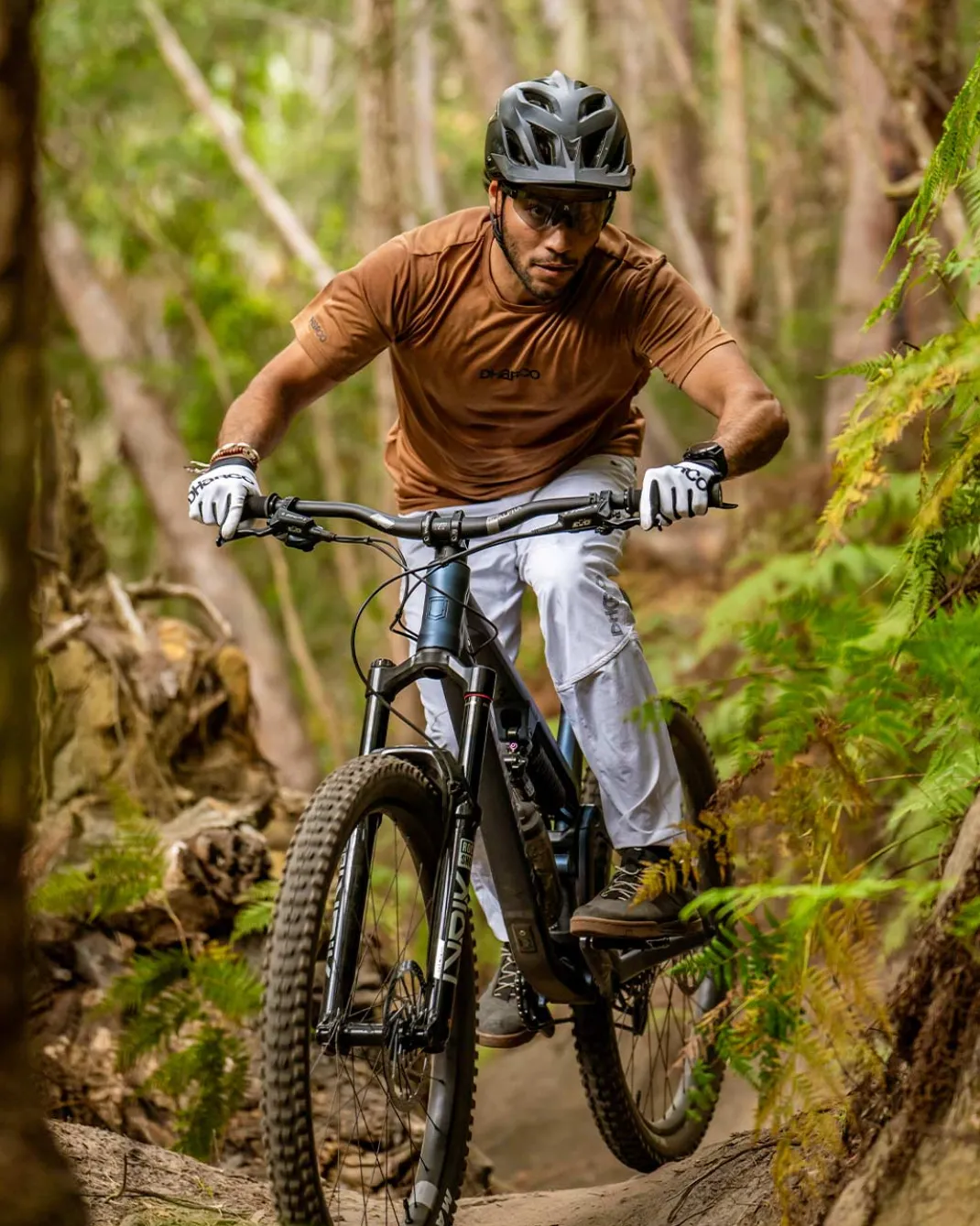 Mens Short Sleeve Tech Tee | Caramel